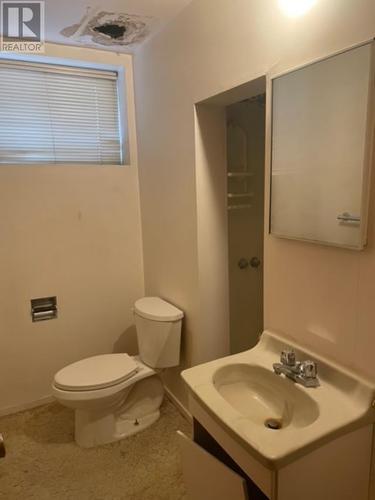 623 Cherrydale Pl, Thunder Bay, ON - Indoor Photo Showing Bathroom