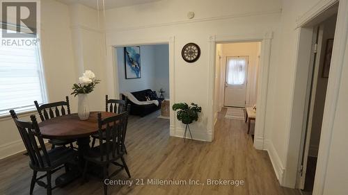 315 Oak Street, Collingwood, ON - Indoor Photo Showing Dining Room