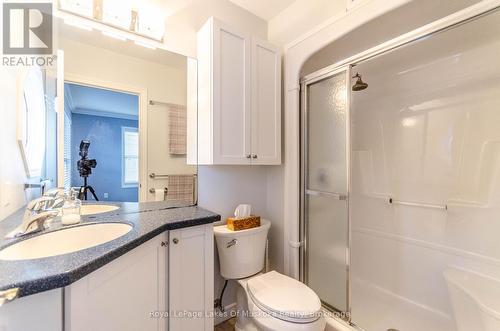 201 - 24 Ontario Street, Bracebridge (Macaulay), ON - Indoor Photo Showing Bathroom