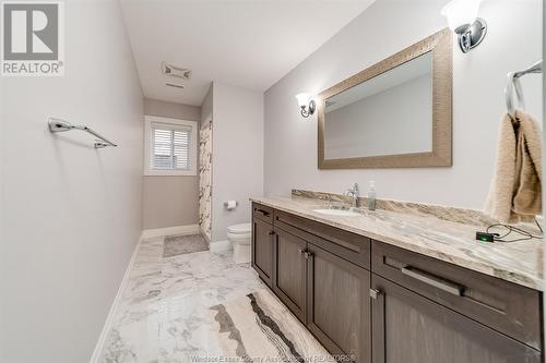 61 Olive Drive, Leamington, ON - Indoor Photo Showing Bathroom