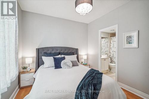 616 - 319 Merton Street, Toronto, ON - Indoor Photo Showing Bedroom