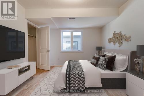 15 Valleybrook Road, Barrie, ON - Indoor Photo Showing Bedroom