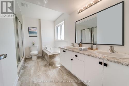 15 Valleybrook Road, Barrie, ON - Indoor Photo Showing Bathroom