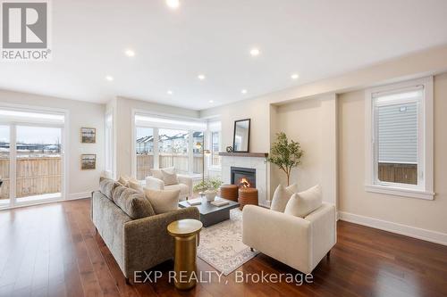 89 Antonakos Drive, Carleton Place, ON - Indoor Photo Showing Living Room With Fireplace