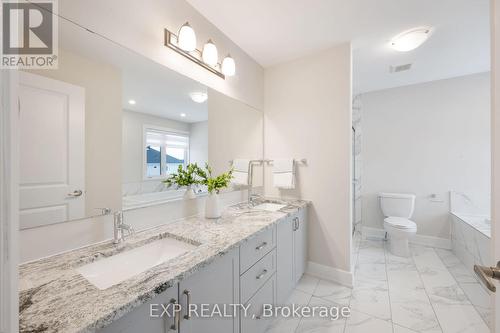 89 Antonakos Drive, Carleton Place, ON - Indoor Photo Showing Bathroom