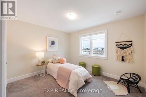 89 Antonakos Drive, Carleton Place, ON - Indoor Photo Showing Bedroom