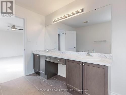 844 O'Reilly Crescent, Shelburne, ON - Indoor Photo Showing Bathroom