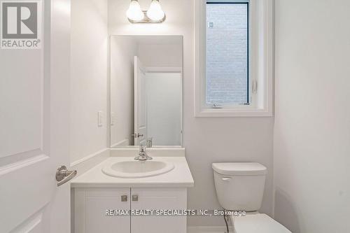 832 Knights Lane N, Woodstock, ON - Indoor Photo Showing Bathroom