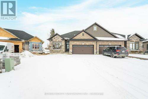 54 Matheson Crescent, East Zorra-Tavistock, ON - Outdoor With Facade