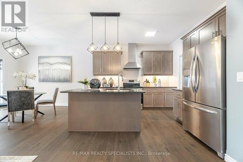 54 Matheson Crescent, East Zorra-Tavistock, ON - Indoor Photo Showing Kitchen With Upgraded Kitchen