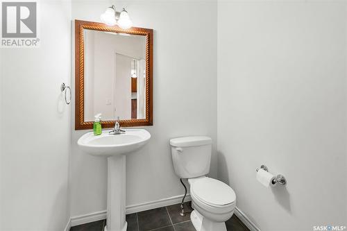 319 Stensrud Road, Saskatoon, SK - Indoor Photo Showing Bathroom