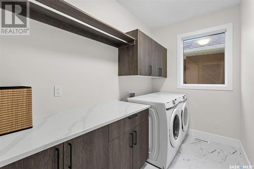 407 Kenaschuk Crescent, Saskatoon, SK - Indoor Photo Showing Laundry Room