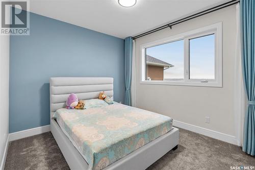 407 Kenaschuk Crescent, Saskatoon, SK - Indoor Photo Showing Bedroom