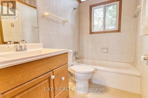 6294 Best Road, Clarington, ON - Indoor Photo Showing Bathroom