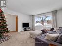 2338 Ogilvie Road, Ottawa, ON  - Indoor Photo Showing Living Room 