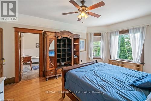 4119 Bridgeport Drive, Lincoln (980 - Lincoln-Jordan/Vineland), ON - Indoor Photo Showing Bedroom