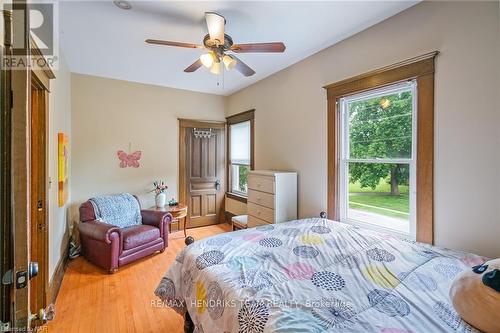 4119 Bridgeport Drive, Lincoln (980 - Lincoln-Jordan/Vineland), ON - Indoor Photo Showing Bedroom