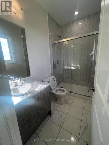 2157 Cayenne Street, Oshawa, ON - Indoor Photo Showing Bathroom