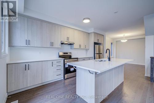 1223 Poppy Gardens, Oakville, ON - Indoor Photo Showing Kitchen