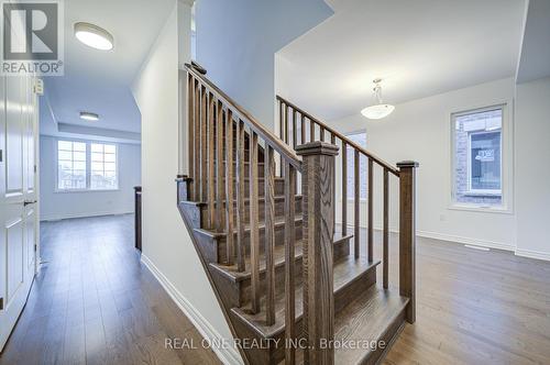 1223 Poppy Gardens, Oakville, ON - Indoor Photo Showing Other Room