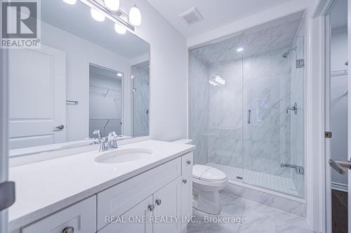 1223 Poppy Gardens, Oakville, ON - Indoor Photo Showing Bathroom