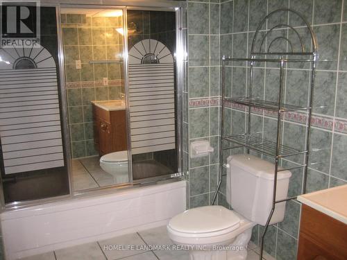 4461 Weymouth Commons Crescent, Mississauga, ON - Indoor Photo Showing Bathroom