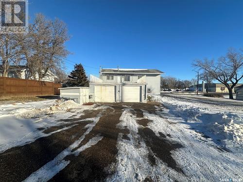 2160 Proton Avenue, Gull Lake, SK - Outdoor