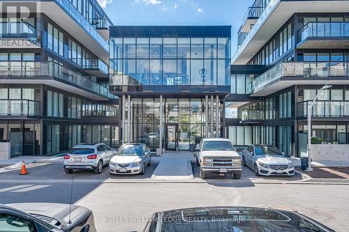 B323 - 1119 Cooke Boulevard, Burlington, ON - Outdoor With Balcony