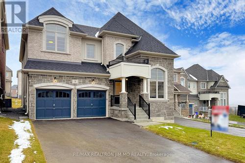 9 Goodwin Court, East Gwillimbury, ON - Outdoor With Facade