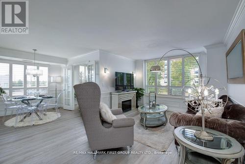 213 - 1000 The Esplanade N, Pickering, ON - Indoor Photo Showing Living Room