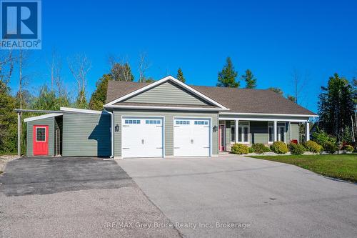 10 Williamson Place E, South Bruce Peninsula, ON - Outdoor With Facade