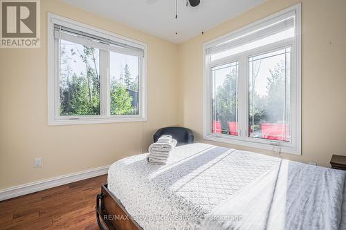 10 Williamson Place E, South Bruce Peninsula, ON - Indoor Photo Showing Bedroom