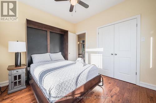 10 Williamson Place E, South Bruce Peninsula, ON - Indoor Photo Showing Bedroom