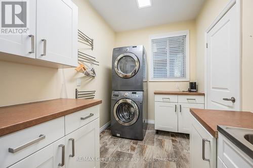 10 Williamson Place E, South Bruce Peninsula, ON - Indoor Photo Showing Laundry Room