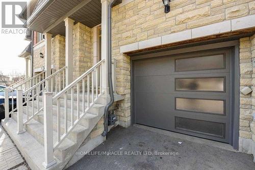 1305 Granrock Crescent, Mississauga, ON - Outdoor With Exterior