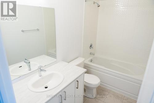 45 Edminston Drive, Centre Wellington, ON - Indoor Photo Showing Bathroom