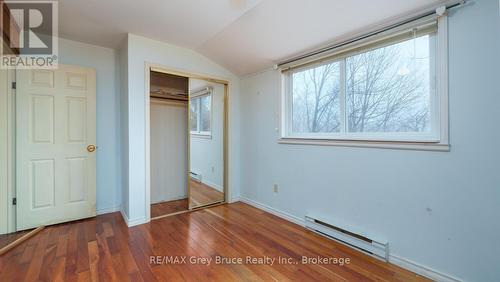 504791 Grey Road 1 Road, Georgian Bluffs, ON - Indoor Photo Showing Other Room