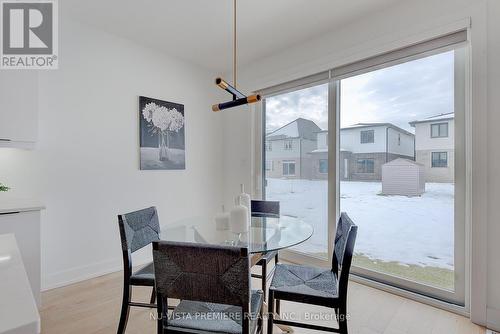 2284 Saddlerock Avenue, London, ON - Indoor Photo Showing Dining Room