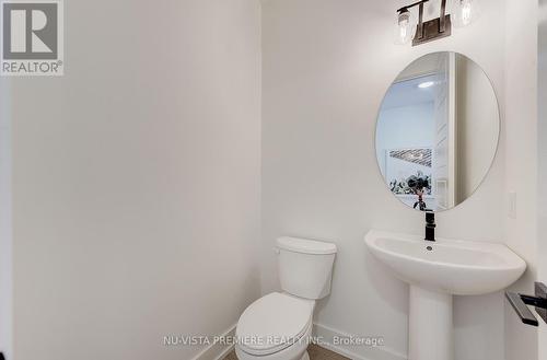 2284 Saddlerock Avenue, London, ON - Indoor Photo Showing Bathroom