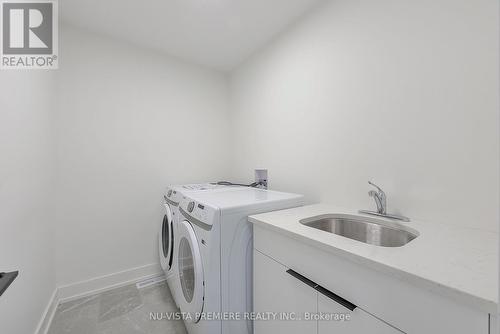 2284 Saddlerock Avenue, London, ON - Indoor Photo Showing Laundry Room