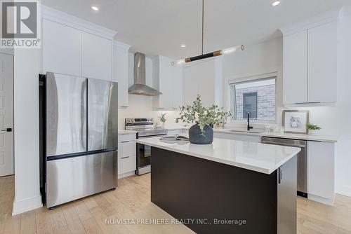 2284 Saddlerock Avenue, London, ON - Indoor Photo Showing Kitchen