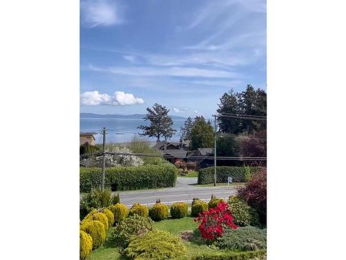 4940 Cordova Bay Rd, Saanich, BC 