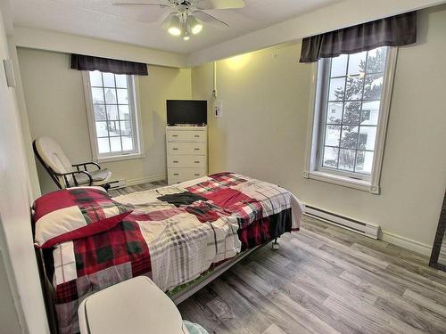 Chambre Ã Â coucher - 321Z 2E Avenue E., Amos, QC - Indoor Photo Showing Bedroom