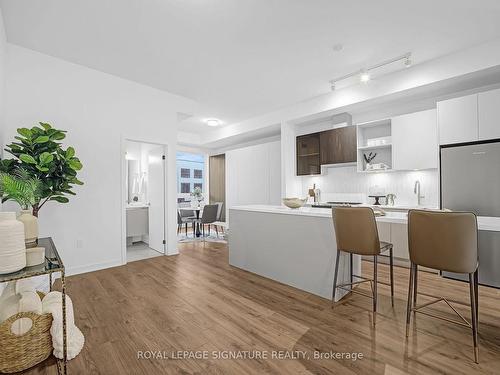 3060 Trailside Dr, Oakville, ON - Indoor Photo Showing Kitchen