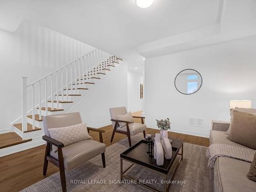 3060 Trailside Dr, Oakville, ON - Indoor Photo Showing Living Room