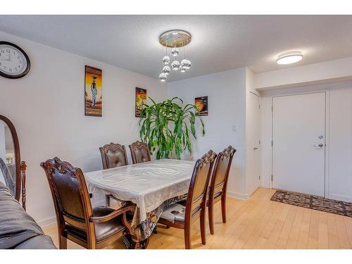 Dining room - 212-10150 Place De L'Acadie, Montréal (Ahuntsic-Cartierville), QC - Indoor Photo Showing Dining Room