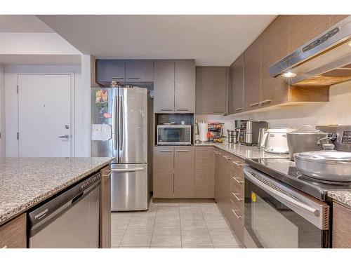 Kitchen - 212-10150 Place De L'Acadie, Montréal (Ahuntsic-Cartierville), QC - Indoor Photo Showing Kitchen