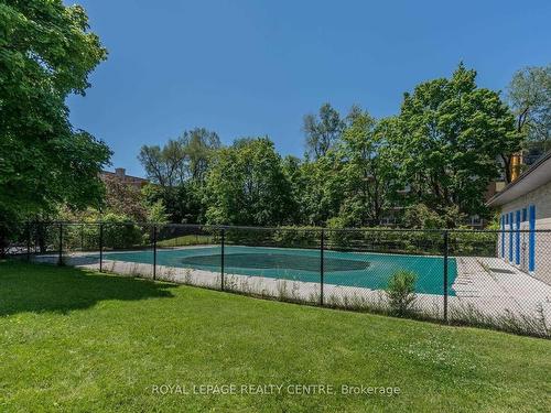 1602-3100 Kirwin Ave, Mississauga, ON - Outdoor With Backyard