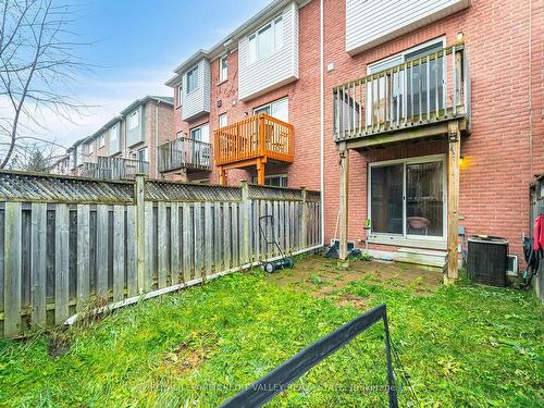 7127 Fairmeadow Cres, Mississauga, ON - Outdoor With Balcony With Exterior