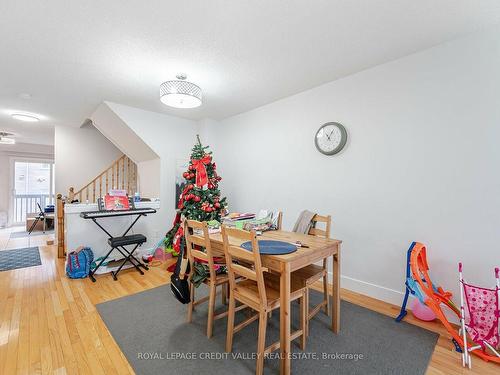 7127 Fairmeadow Cres, Mississauga, ON - Indoor